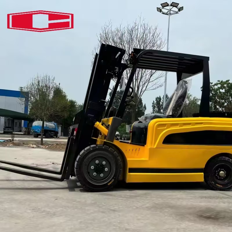 Forklift ခဲ-အက်ဆစ်ဘက်ထရီအား လီသီယမ်ဘက်ထရီအဖြစ် ပြောင်းလဲထားသည်။