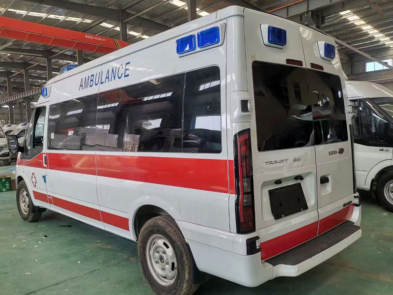 ဆန့်လူနာတင်ယာဉ်အတွက် FORD Ambulance ဒီဇယ်ယာဉ်