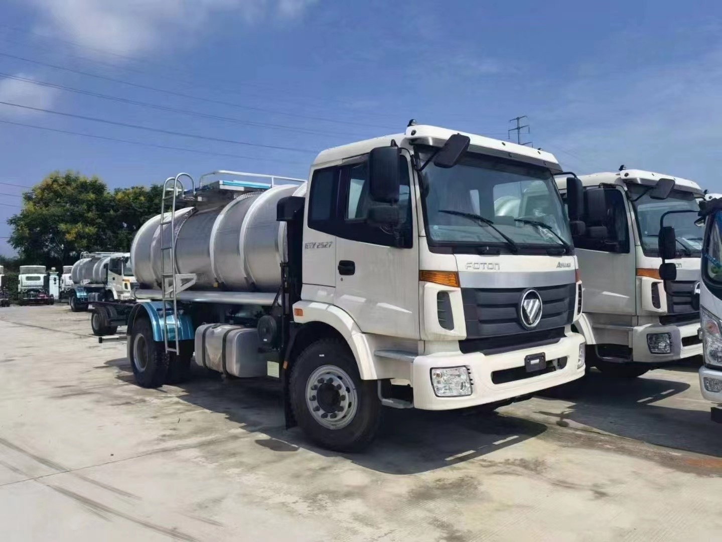 12 TON Sewer High-pressure Washing Truck မိလ္လာကန်