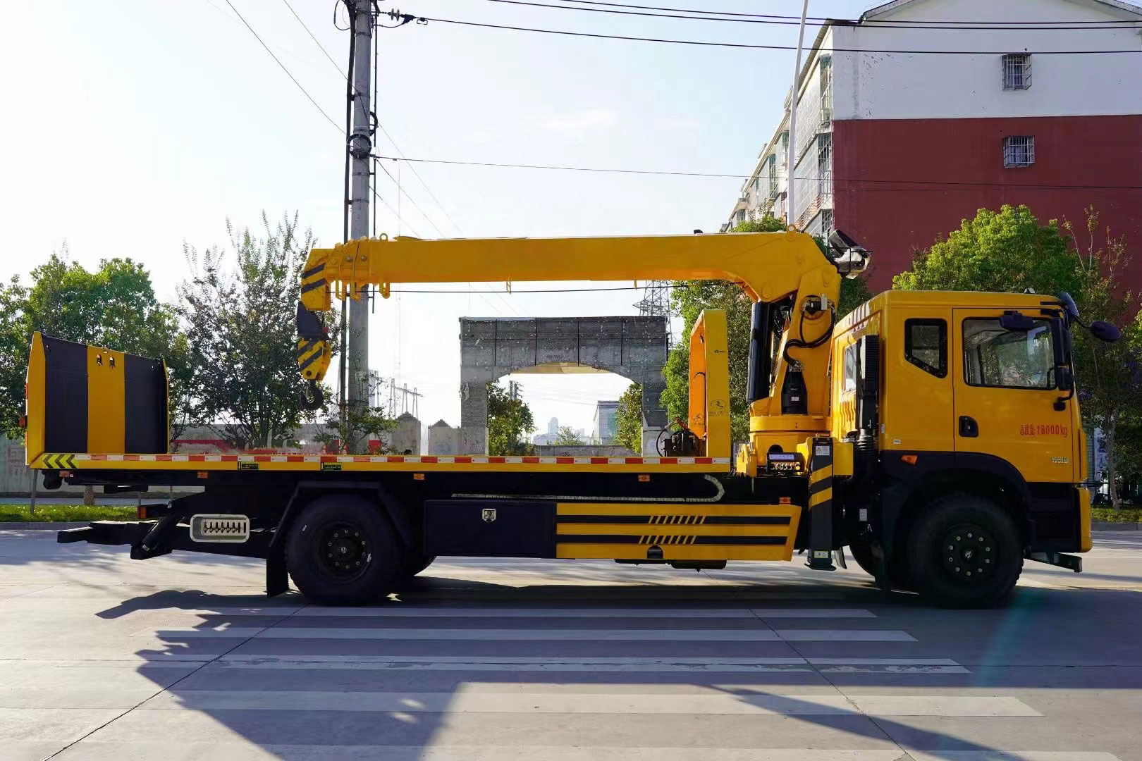 8 Ton Dongfeng 1 Pull Cars 2 Tow Wrecker Truck