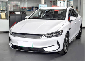 BYD Qin နှင့် 2021 EV 400KM Travel Edition Model