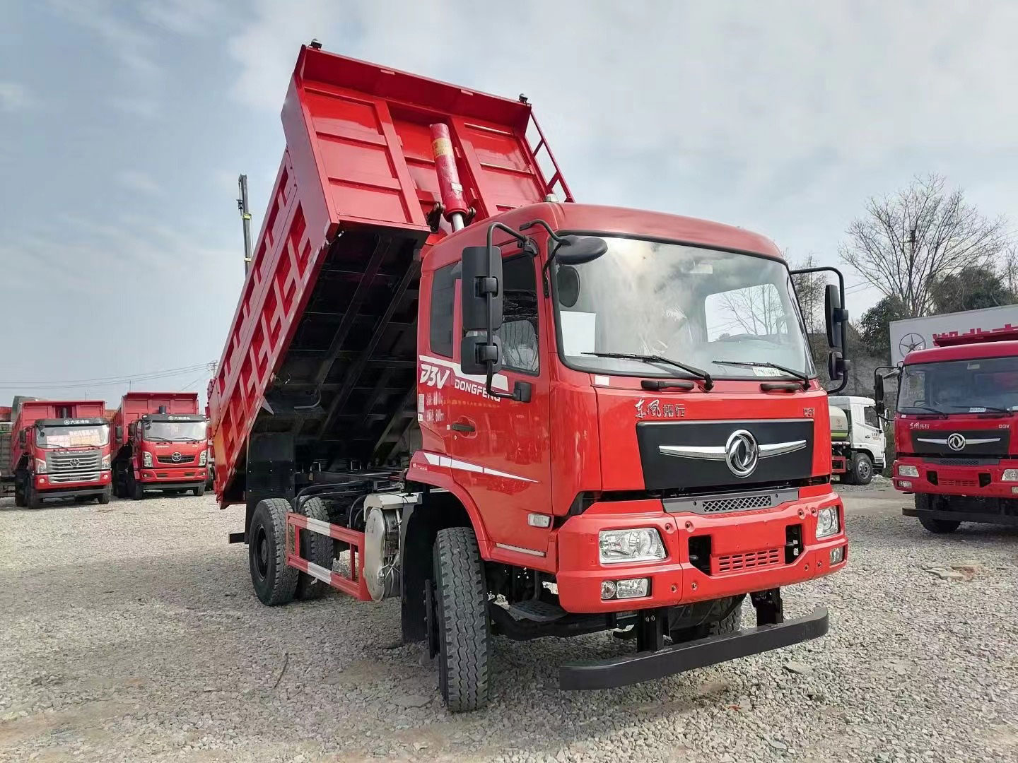 15TON Dongfeng 42 44 62 Dump Tipper Truck