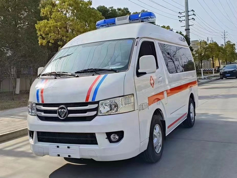 FOTON G7 လူနာတင်ယာဉ်စက်ပစ္စည်း Ven Tilator အသစ်ဆေးဘက်ဆိုင်ရာလူနာတင်ကား