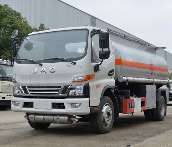 သယ်ယူပို့ဆောင်ရေးအတွက် Hot Sale Diesel Gasoline Oil Tank Truck