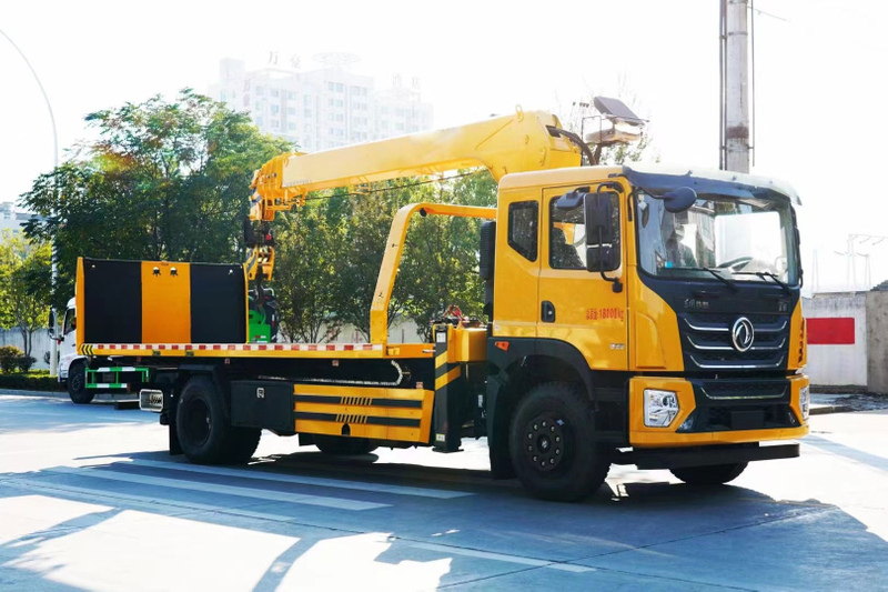 8 Ton Dongfeng 1 Pull Cars 2 Tow Wrecker Truck